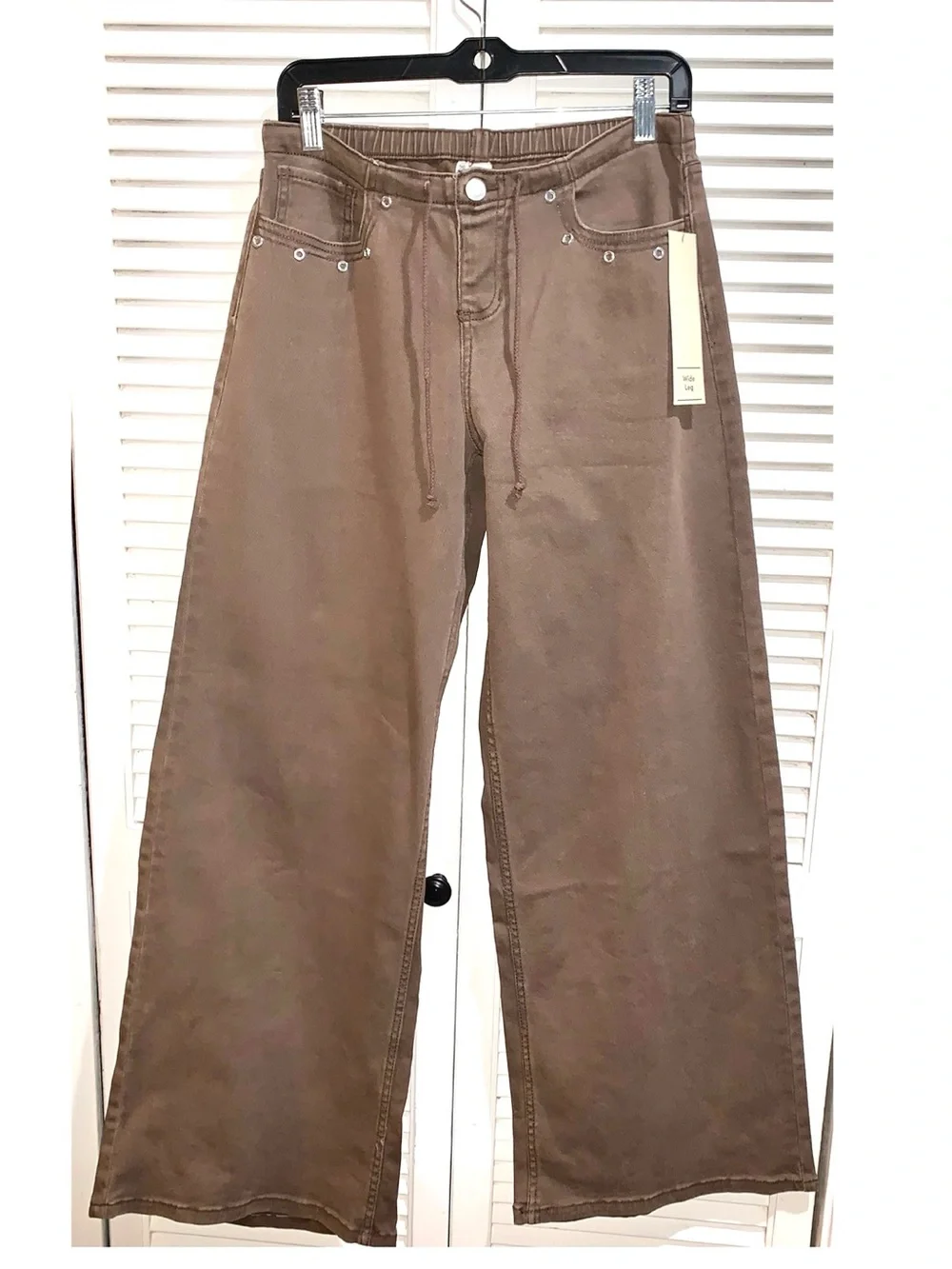 No Boundaries Drawstring Grommet Wide Leg brown jeans Women's Small